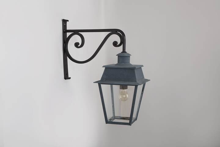 Historische Außenwandleuchte mit 40 cm Wandarm – Bordeaux Nr. 102 | Lum'Art